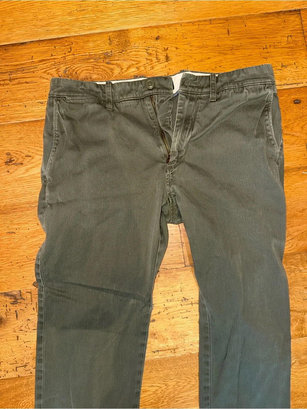 I Crew 30 x 32 pants Men's Olive Green Casual Jeans